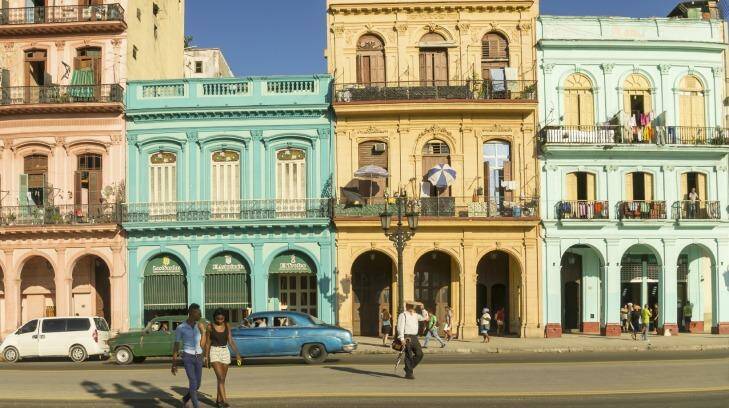 People crossing the Paseo Marti in Havana, Cuba. Photo: iStock