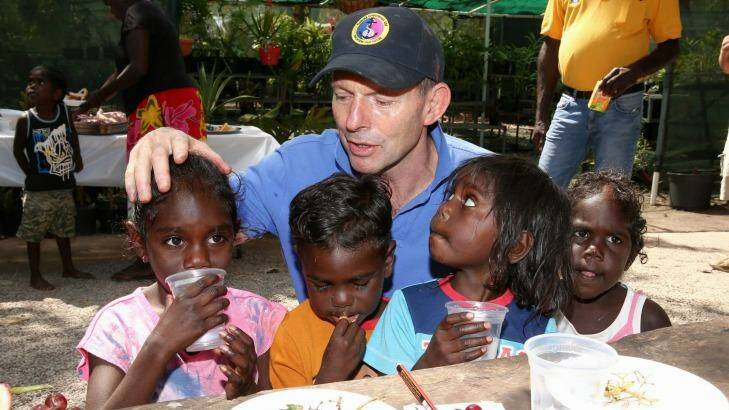 The Prime Minister meets children at the Gunyangara community.