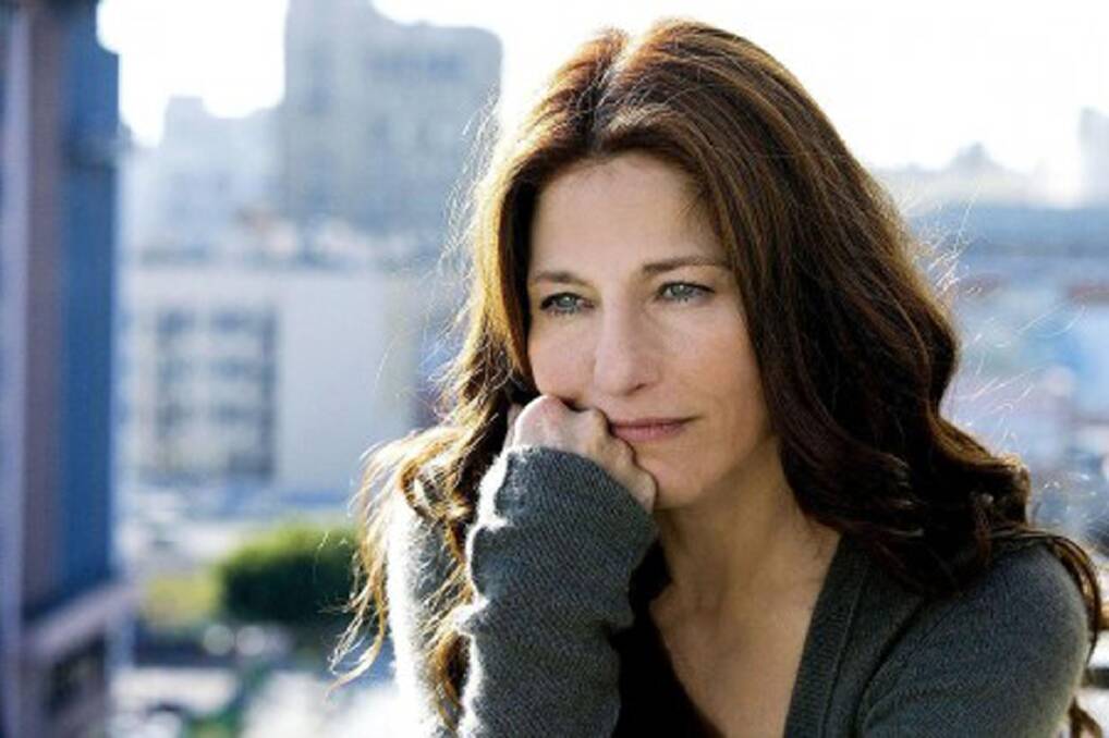 WAR STORY | Catherine Keener is brilliant as a traumatised news photographer in a warzone.