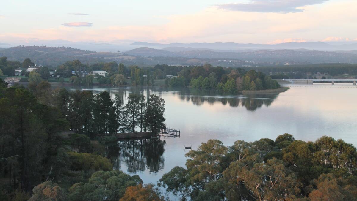 Canberra from the air … the national capital offers countless opportunities for scenic shots on a fine, still morning. 