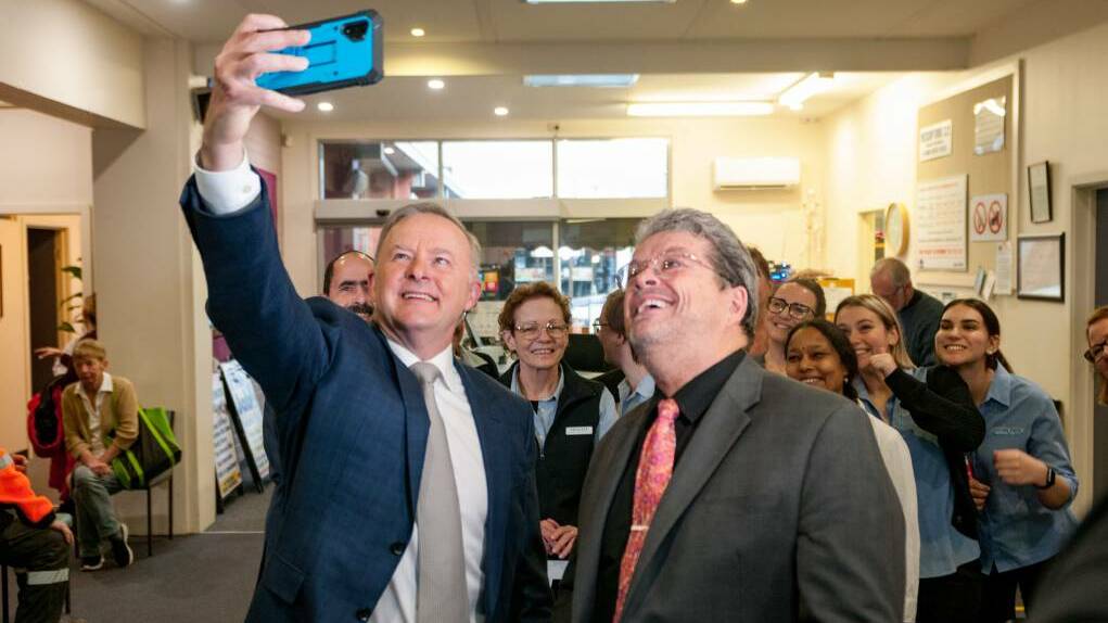 Federal Labor leader Anthony Albanese with Dr Andrew Jackson and staff at the Northern Suburbs Medical Centre. Photo: Phillip Biggs