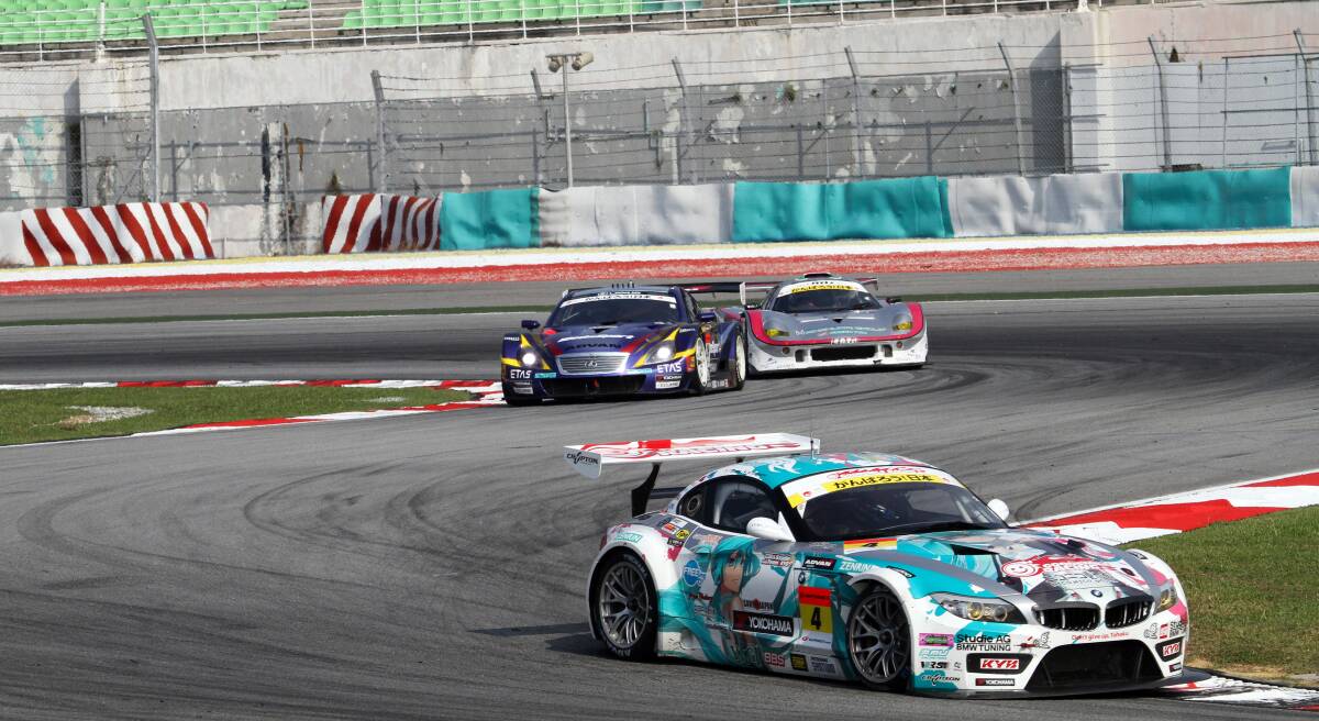 A wide entry and late corner apex saves time down the following straight. Photo: Shutterstock.