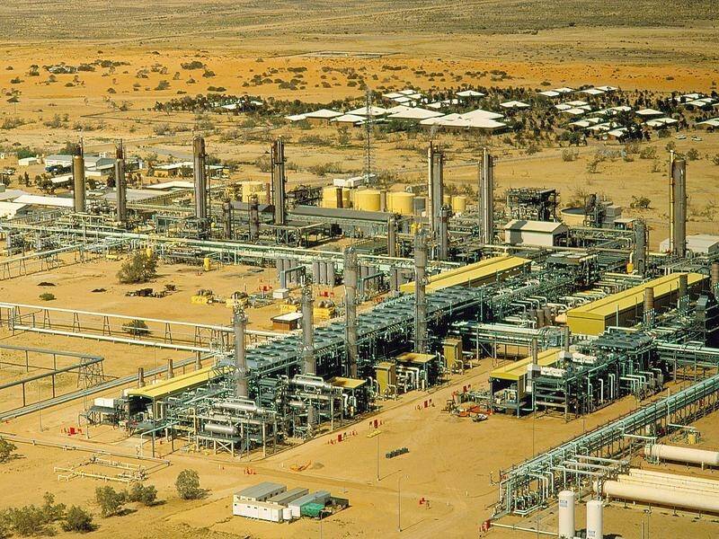 Santos has given the greenlight to a carbon capture and storage project in South Australia's north.