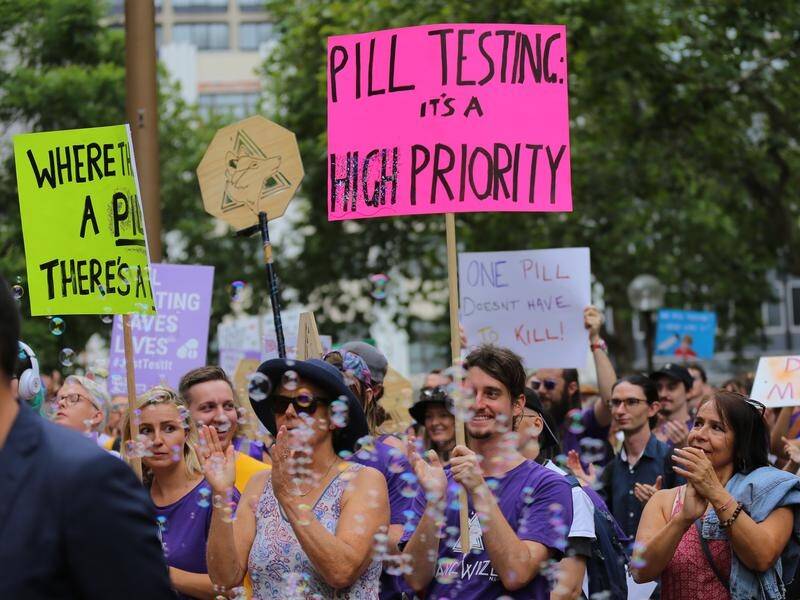 Hundreds of protesters have turned out in Sydney urging government to introduce pill testing.